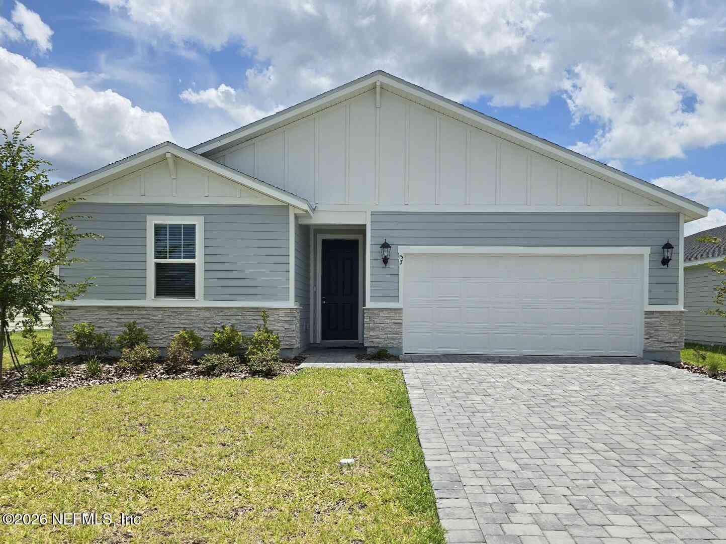 Homes For Sale - 57 Ararat Drive<br/> Palm Coast, FL 32137