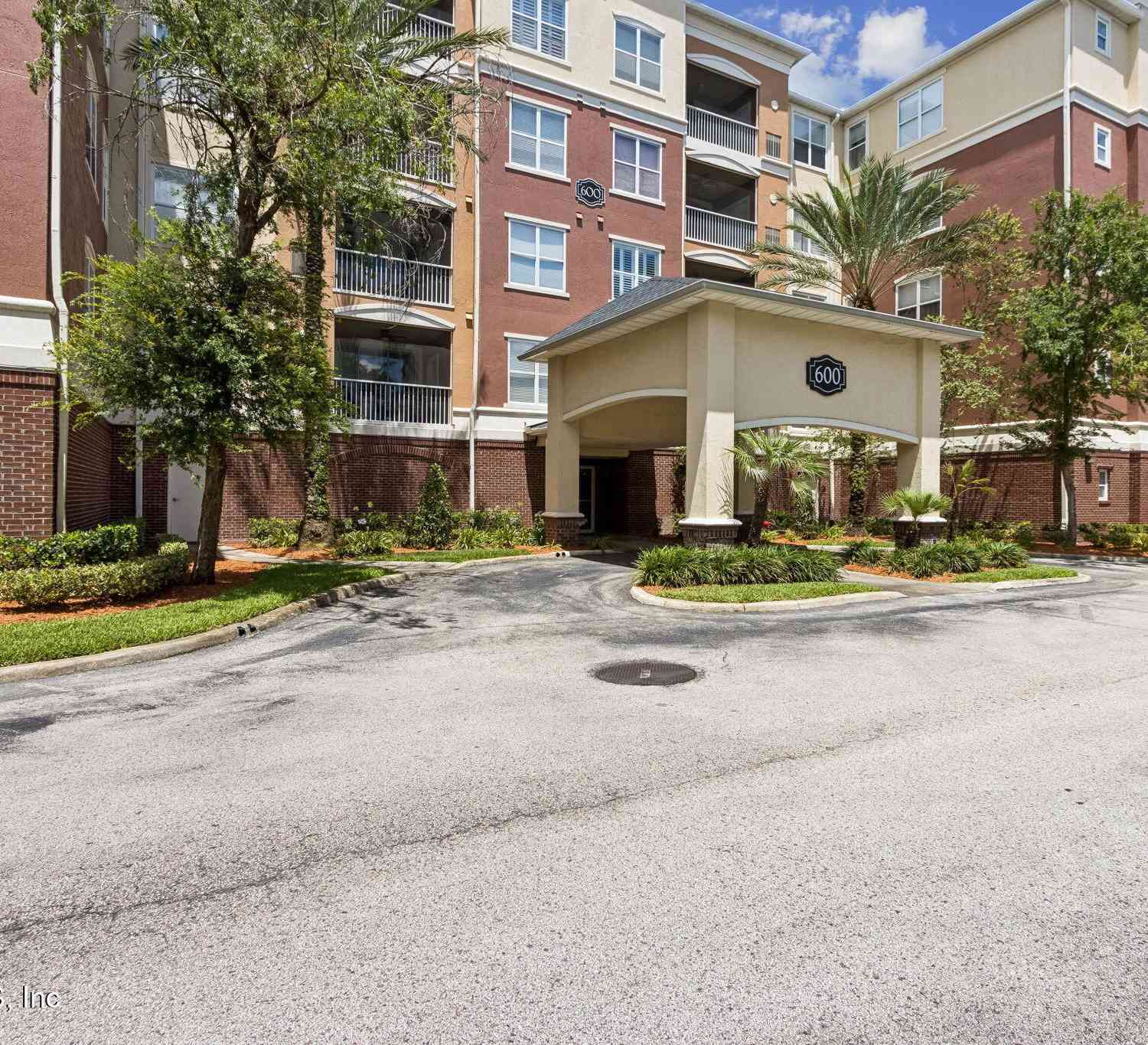 Condo For Sale - 4480 Deerwood Lake Parkway #626<br/> Jacksonville, FL 32216