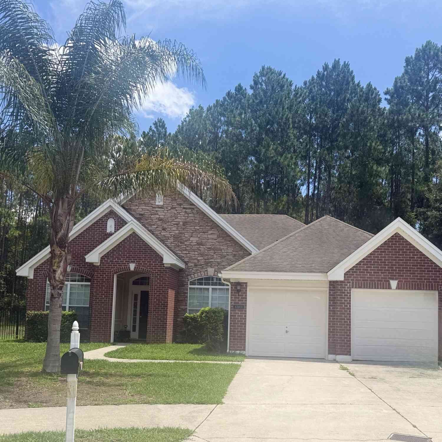 Homes For Sale - 12113 Jade Point Court<br/> Duval County, Jacksonville, FL 32218