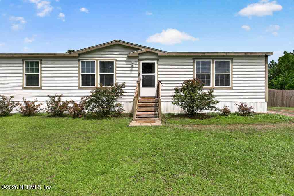 Mobile Home For Sale - 54352 Bea Road<br/> Callahan, FL 32011