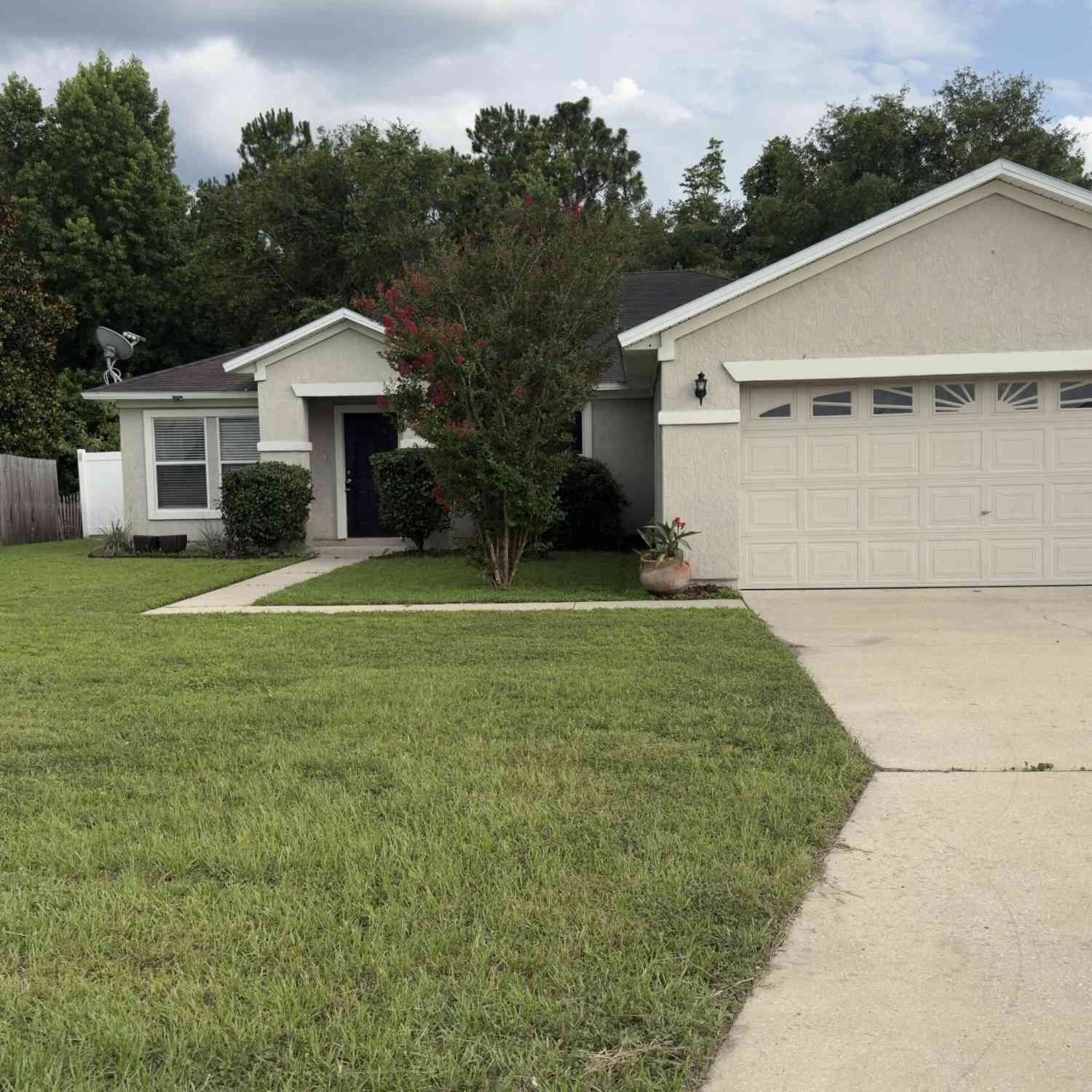 Homes For Rent - 86092 Augustus Avenue<br/> Yulee, FL 32097