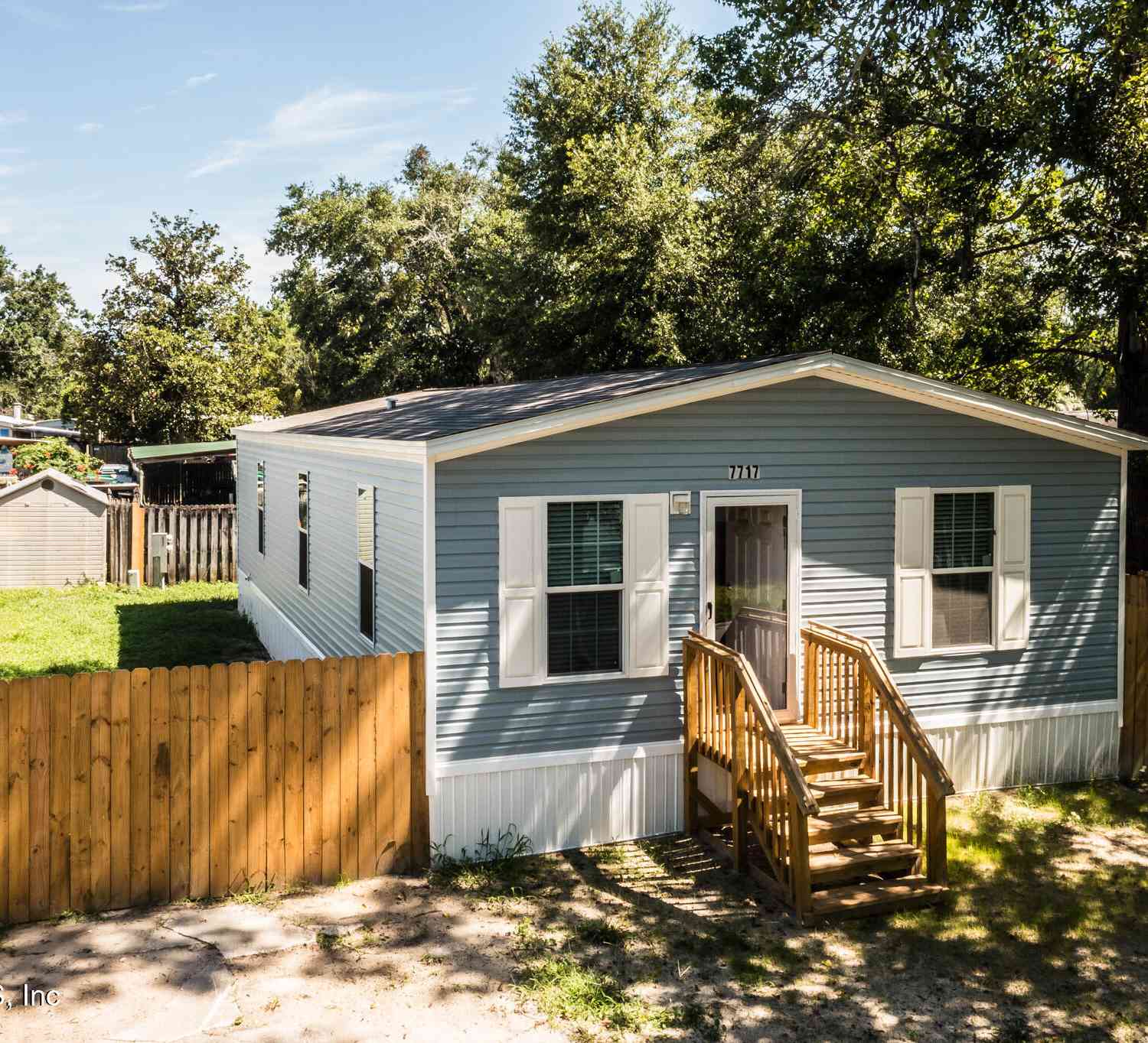 Mobile Home For Sale - 7717 Homewood Drive<br/> Duval County, Jacksonville, FL 32256