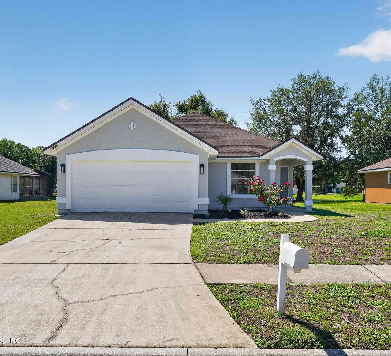 Homes For Sale - 12299 Sumter Square Drive<br/> Jacksonville, FL 32218