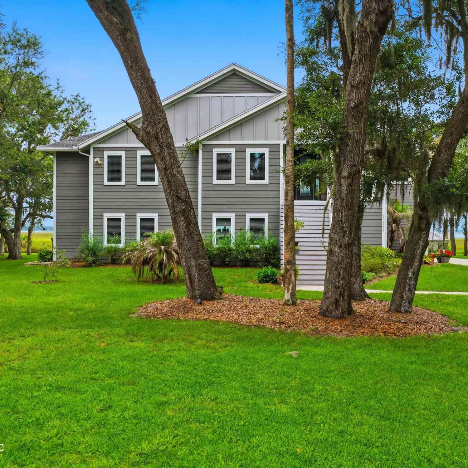 Homes For Sale - 19045 Waterville Road<br/> Jacksonville, FL 32226