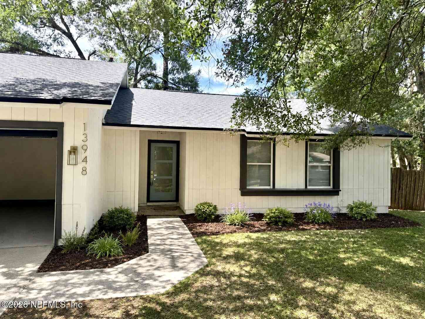 Homes For Sale - 13948 Norway Pine Place<br/> Jacksonville, FL 32225