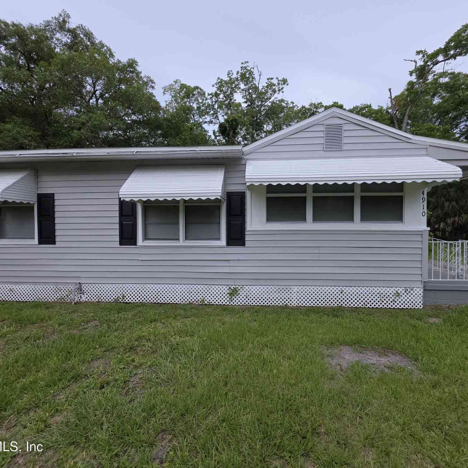 Homes For Sale - 4910 Walcott Avenue<br/> Duval County, Jacksonville, FL 32209