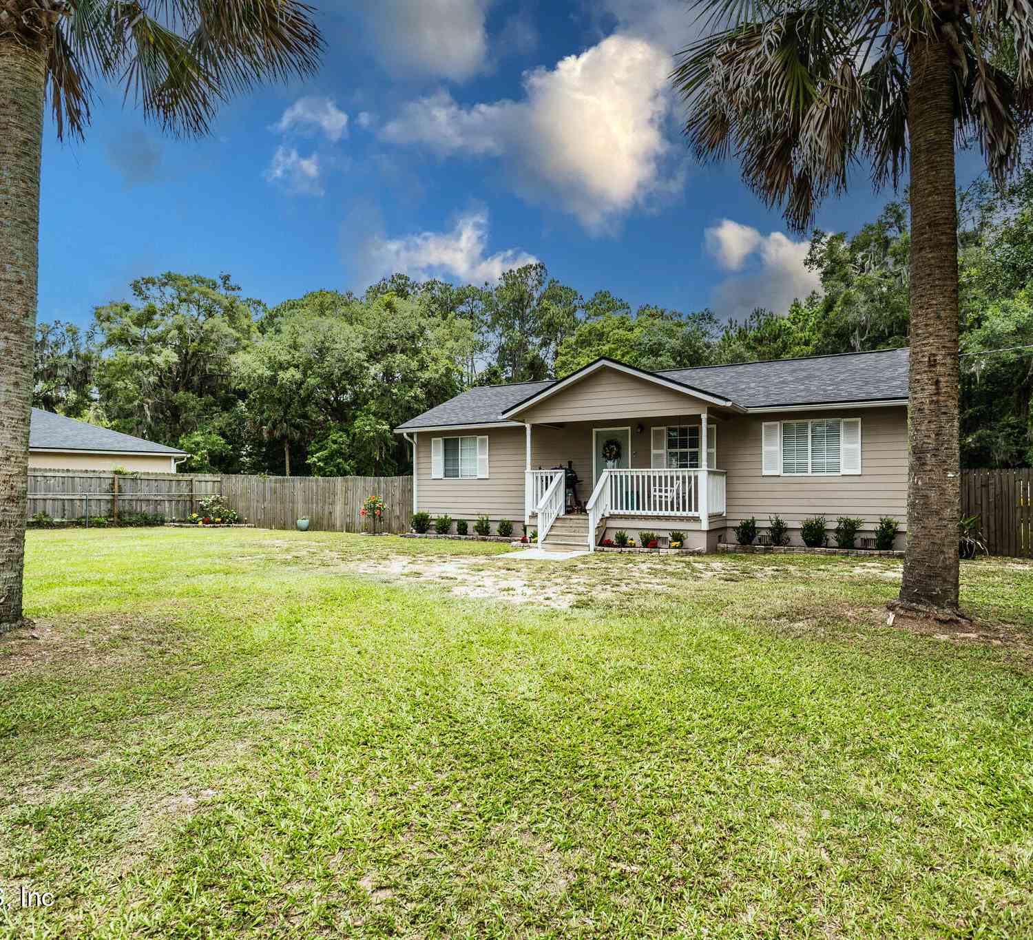 Homes For Sale - 2916 Peach Drive<br/> Jacksonville, FL 32246
