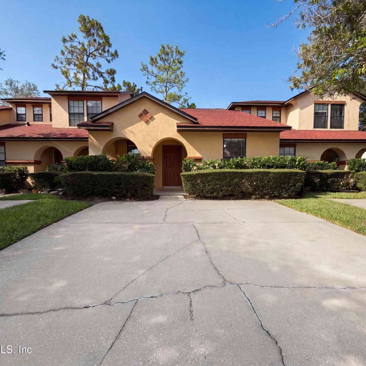 Townhouse For Sale - 215 Beech Brook Street<br/> St. Johns, FL 32259