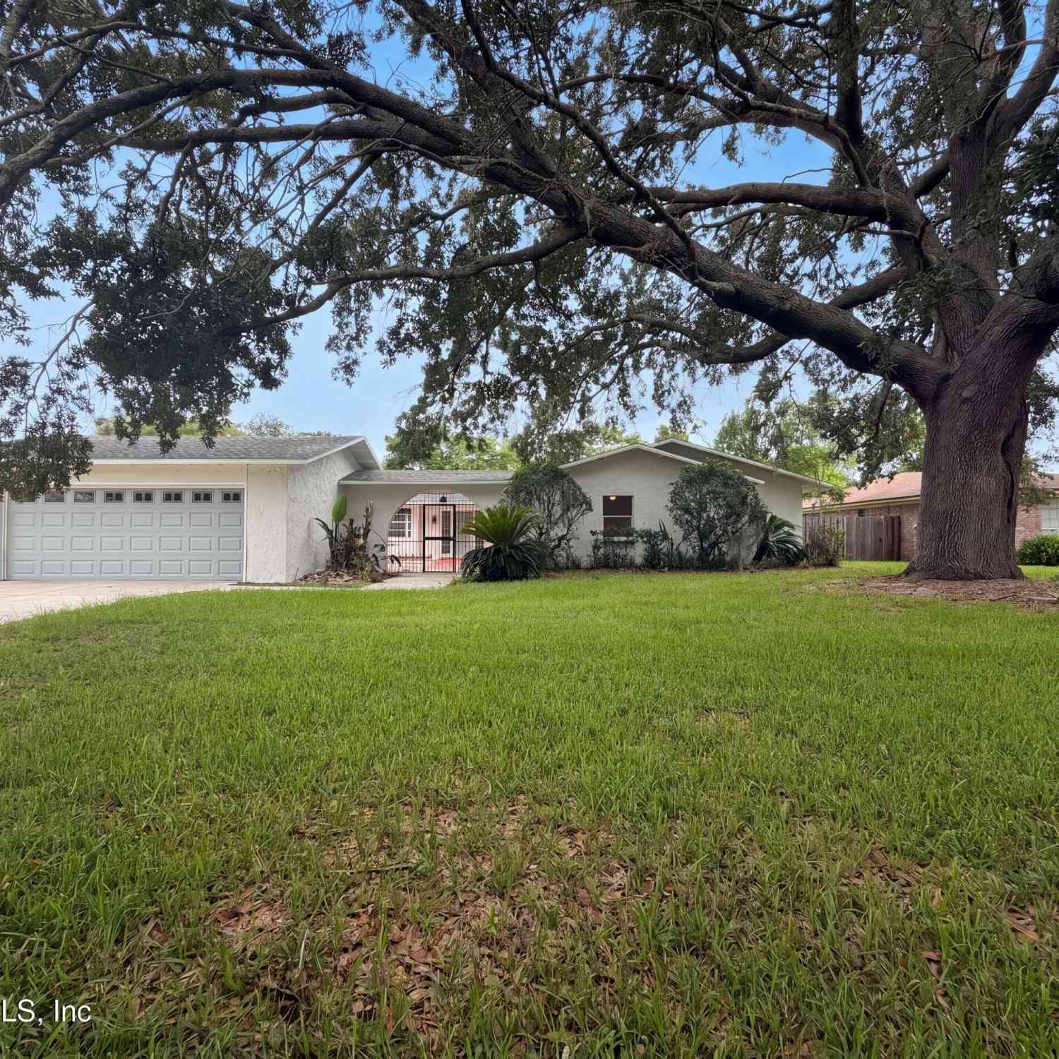 Homes For Sale - 4412 Travelers Road<br/> Jacksonville, FL 32210
