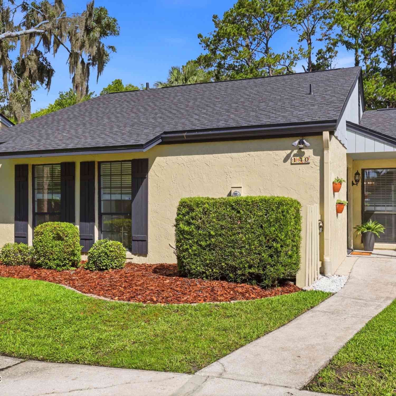 Homes For Sale - 140 Bermuda Court<br/> Ponte Vedra Beach, FL 32082