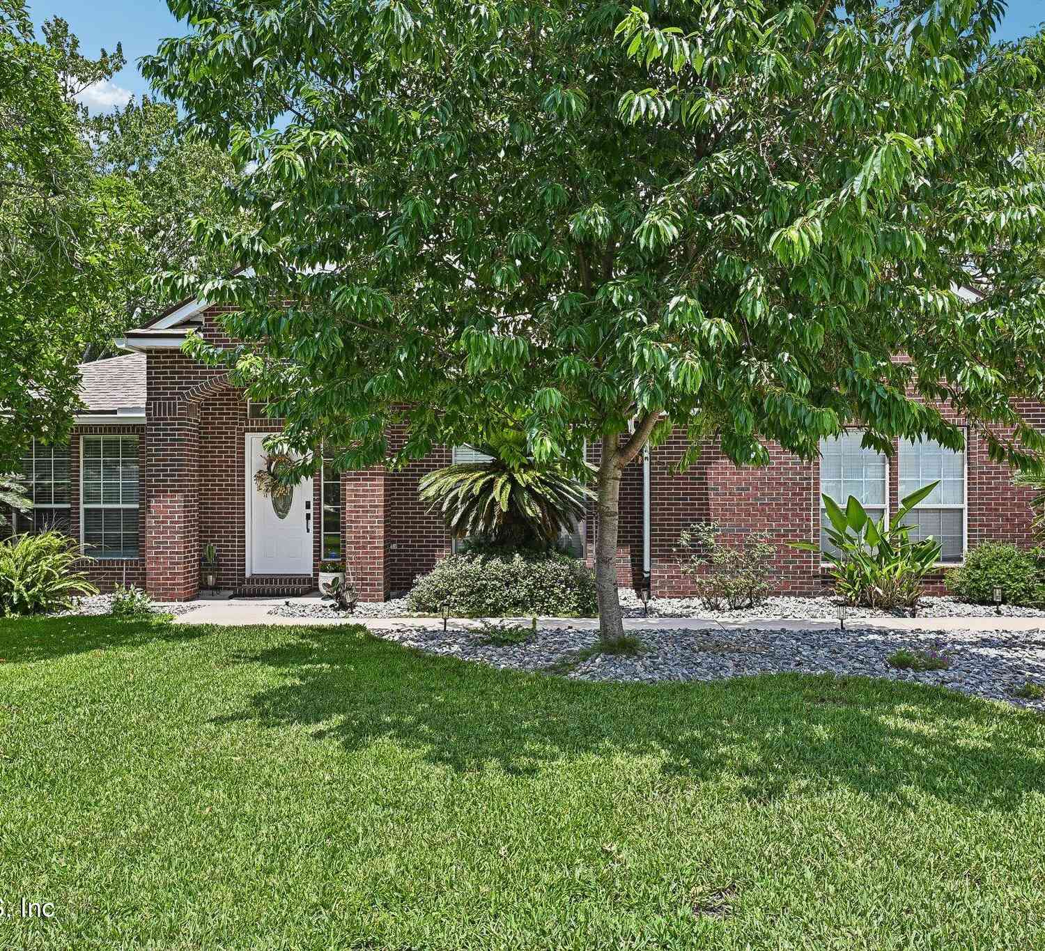 Homes For Sale - 7920 Vivera Court<br/> Jacksonville, FL 32244