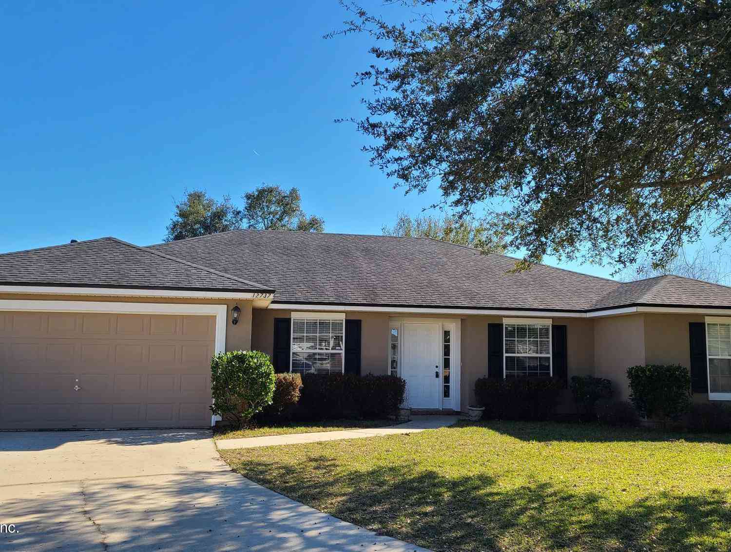 Homes For Rent - 12737 Chandler View Court<br/> Jacksonville, FL 32218