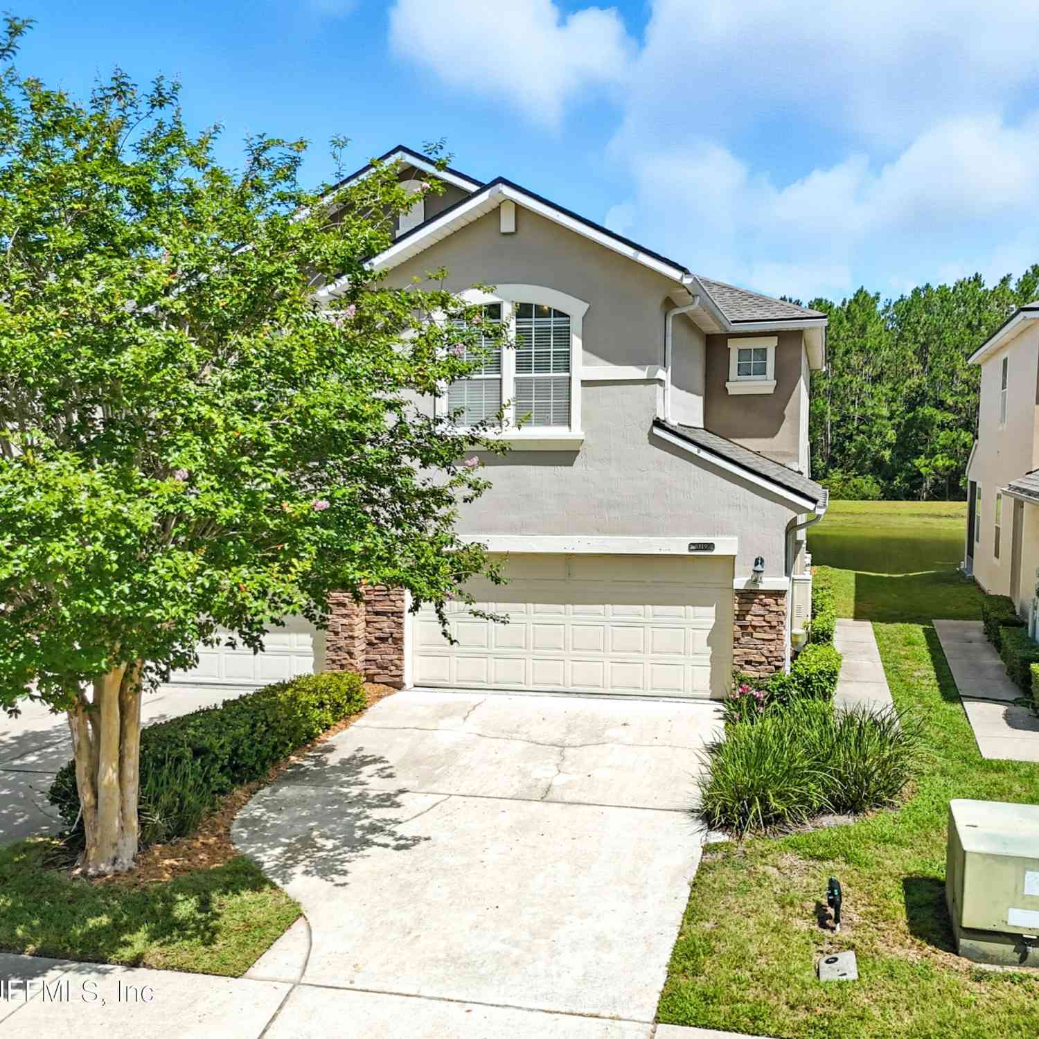Townhouse For Rent - 6119 Bartram Village Drive<br/> Duval County, Jacksonville, FL 32258