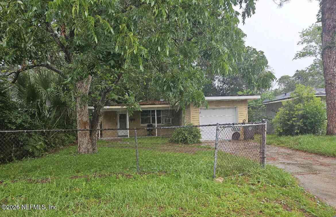 Homes For Sale - 265 E 47th Street<br/> Duval County, Jacksonville, FL 32208