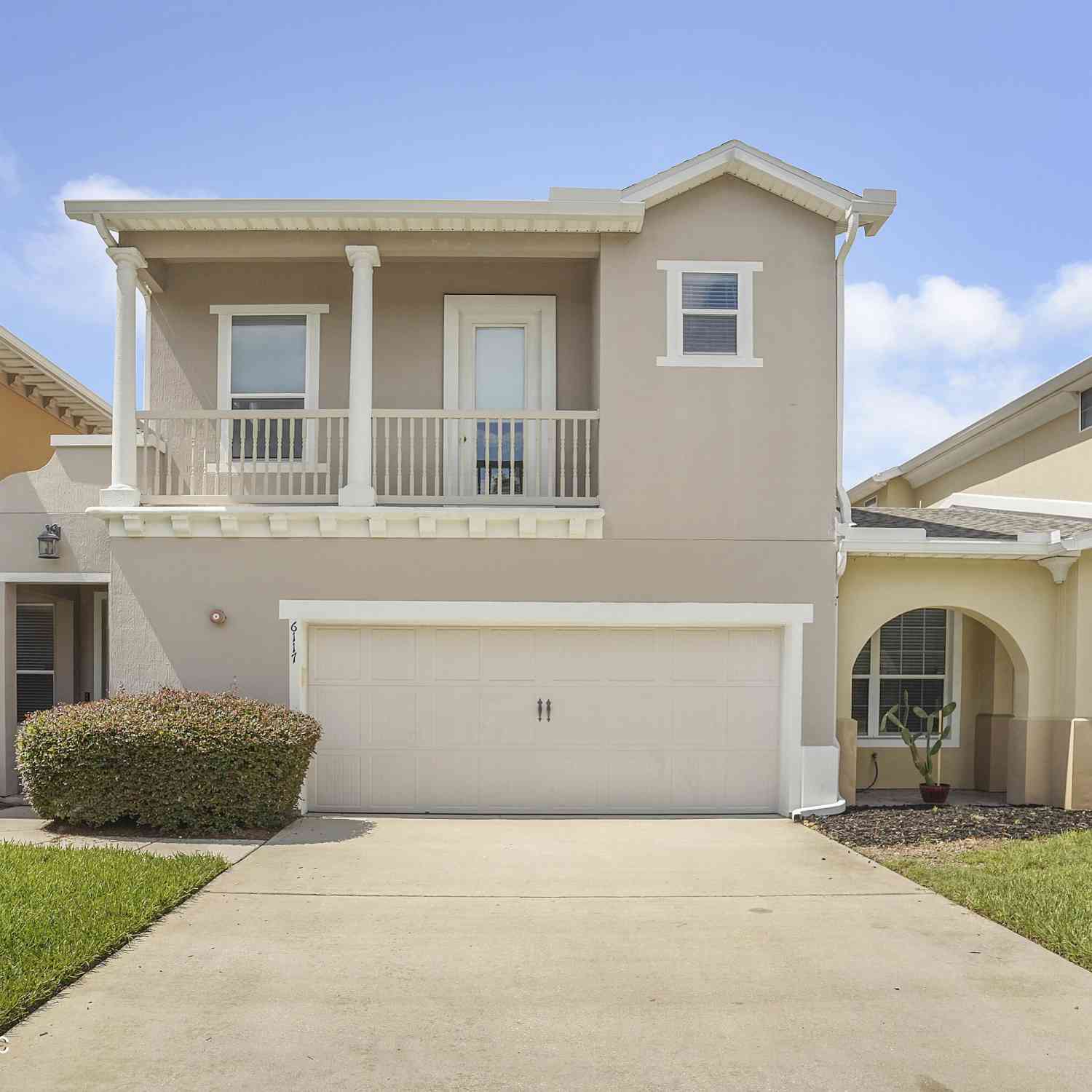 Townhouse For Sale - 6117 Eclipse Circle<br/> Jacksonville, FL 32258