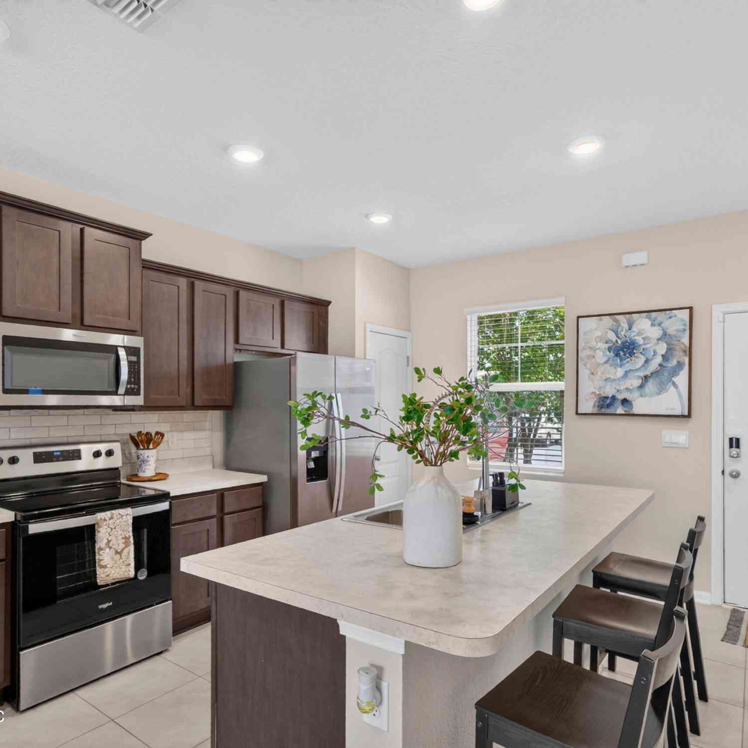 Townhouse For Sale - 2882 Black Buck Circle<br/> Duval County, Jacksonville, FL 32225