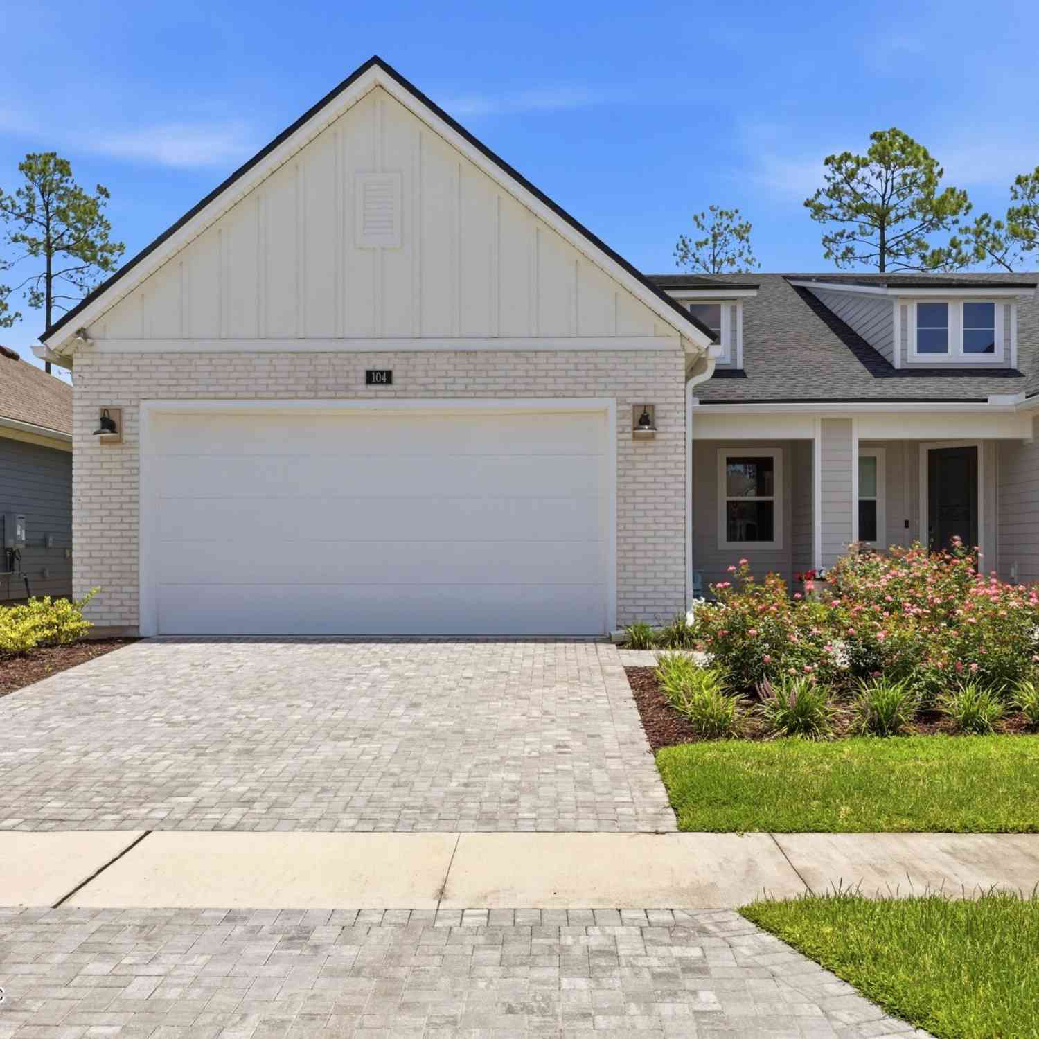 Homes For Sale - 104 Latham Drive<br/> Ponte Vedra, FL 32081