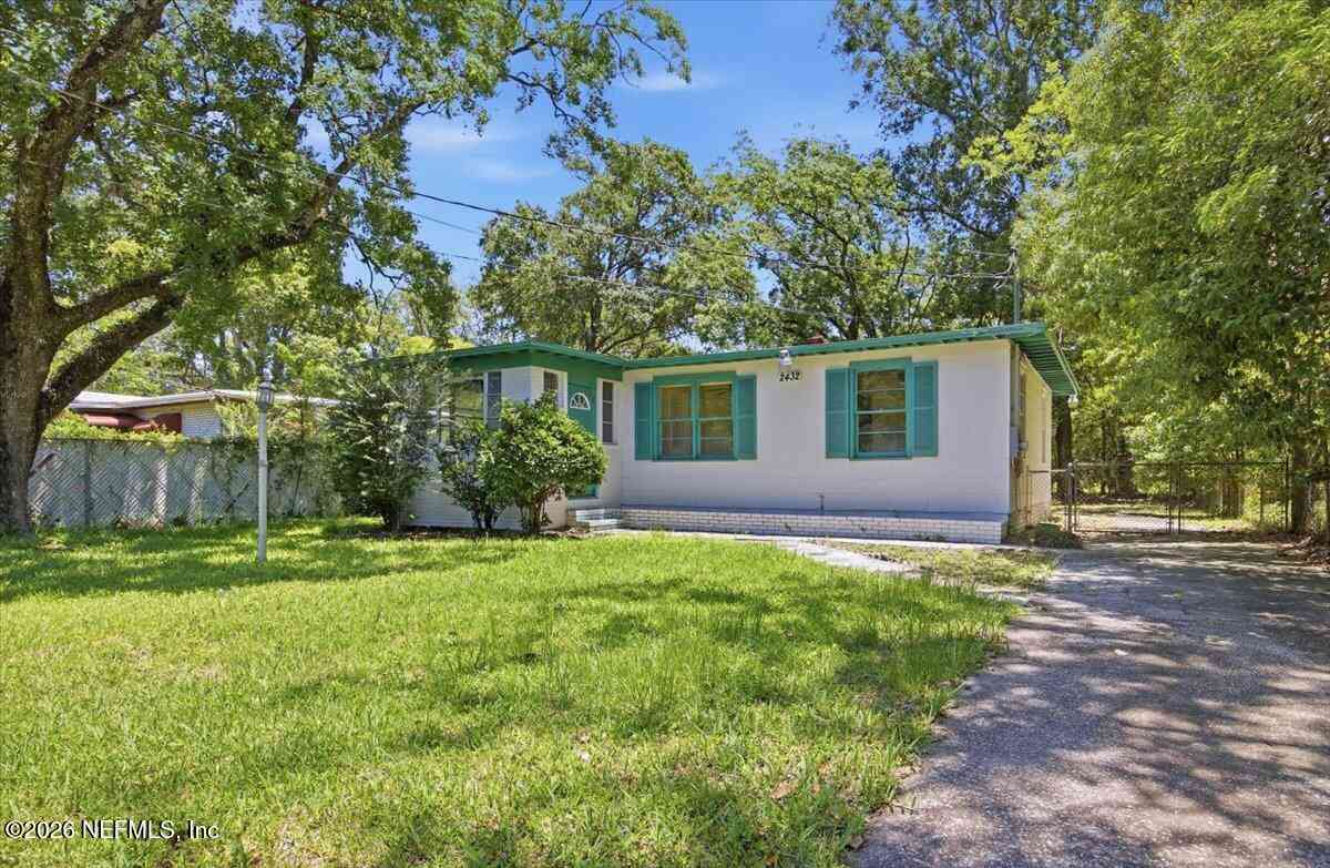 Homes For Sale - 2432 Ellington Avenue<br/> Duval County, Jacksonville, FL 32209
