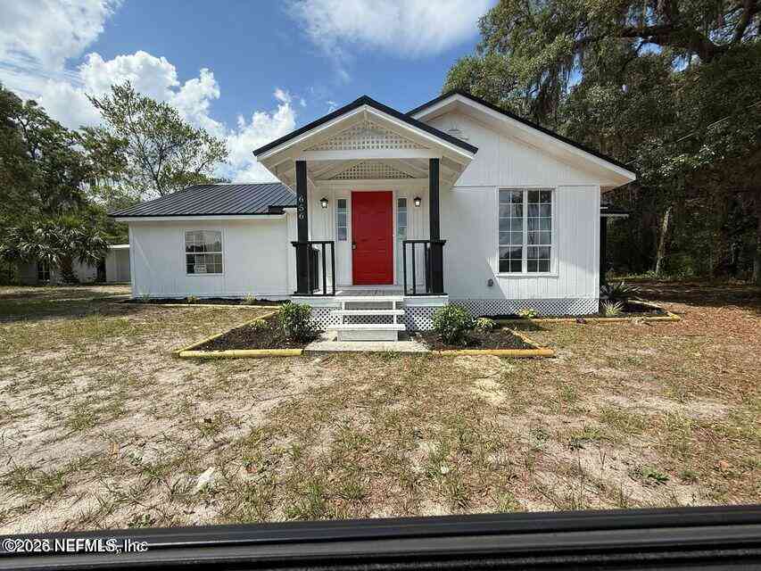 Homes For Sale - 656 State Road 20<br/> Palatka, FL 32177