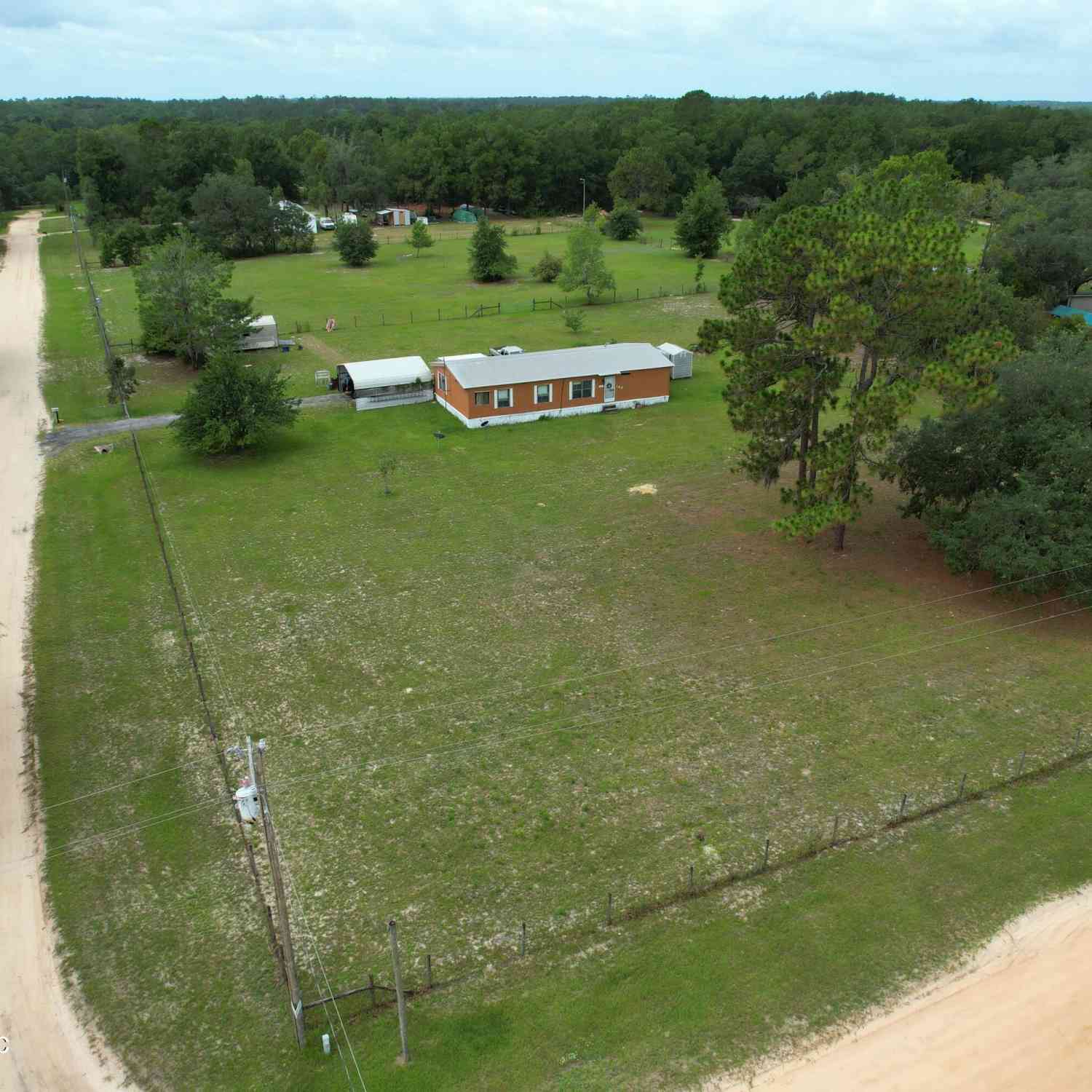 Mobile Home For Sale - 107 Green Oak Drive<br/> Putnam County, Melrose, FL 32666
