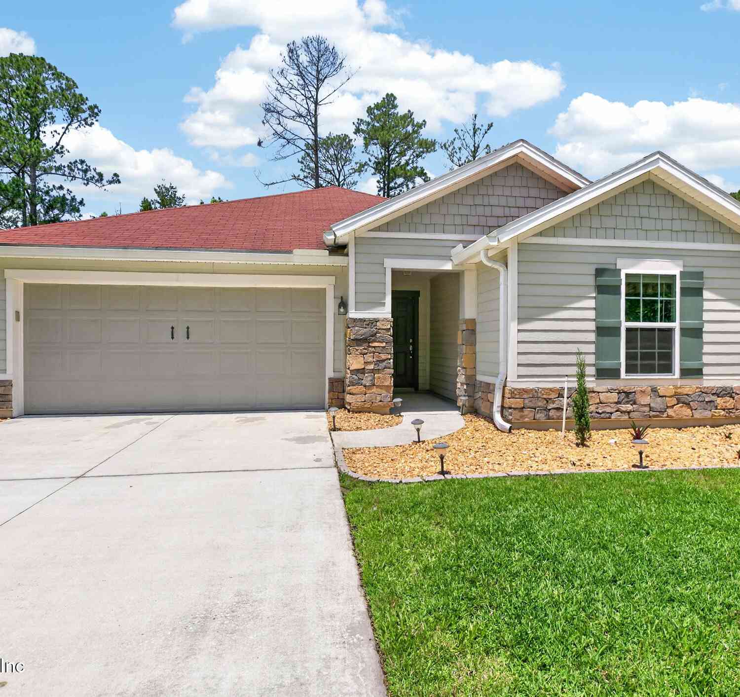 Homes For Sale - 13436 Avery Park Lane<br/> Duval County, Jacksonville, FL 32218