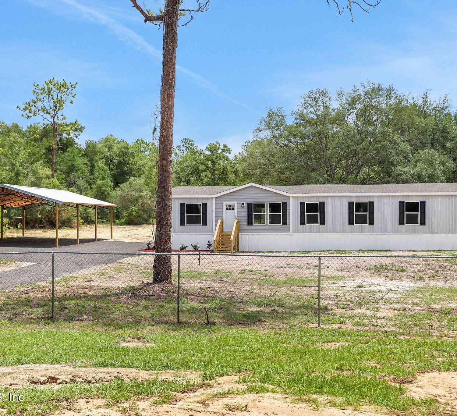 Mobile Home For Sale - 5641 Silver Sands<br/> Keystone Heights, FL 32656