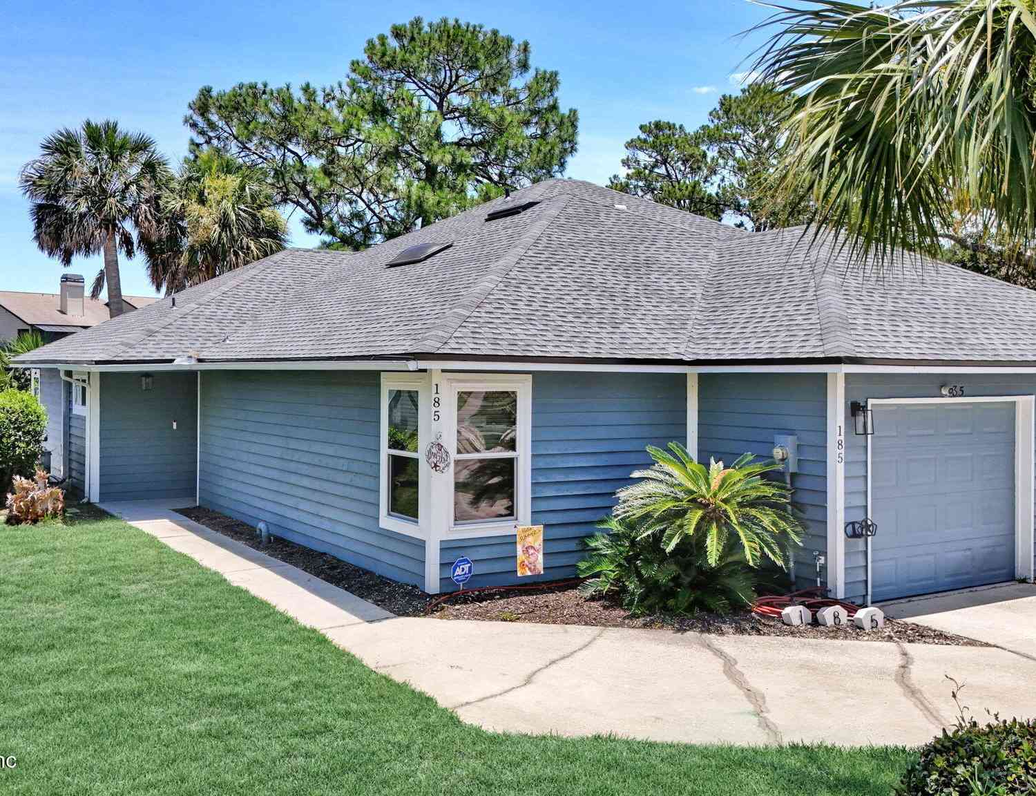 Homes For Sale - 185 Aruba Lane<br/> Ponte Vedra Beach, FL 32082