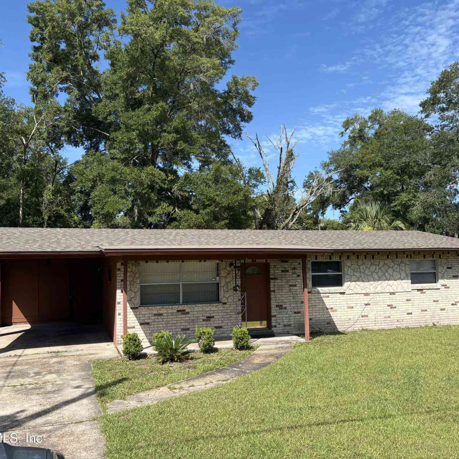 Homes For Sale - 6912 Corday Road<br/> Duval County, Jacksonville, FL 32208