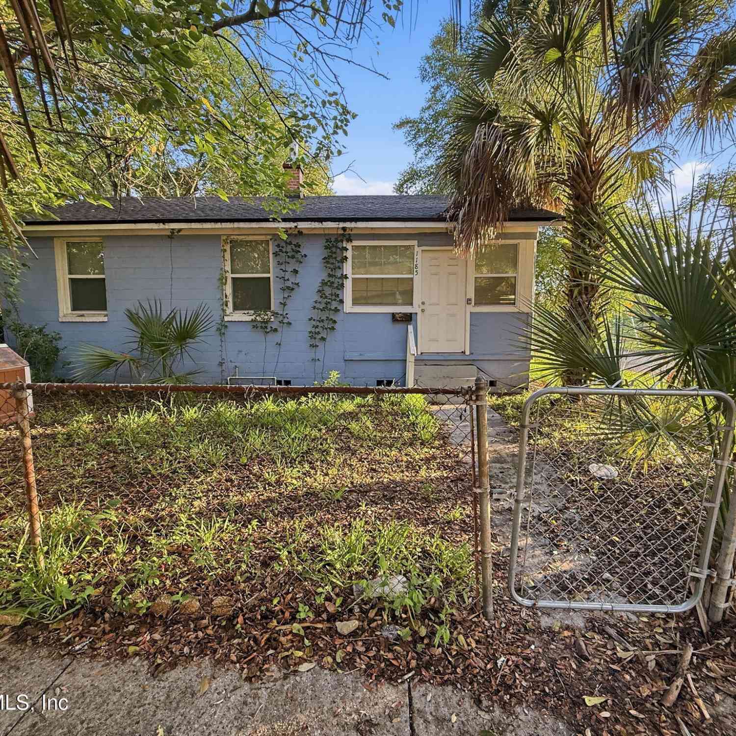 Homes For Sale - 1185 E 18th Street<br/> Jacksonville, FL 32206