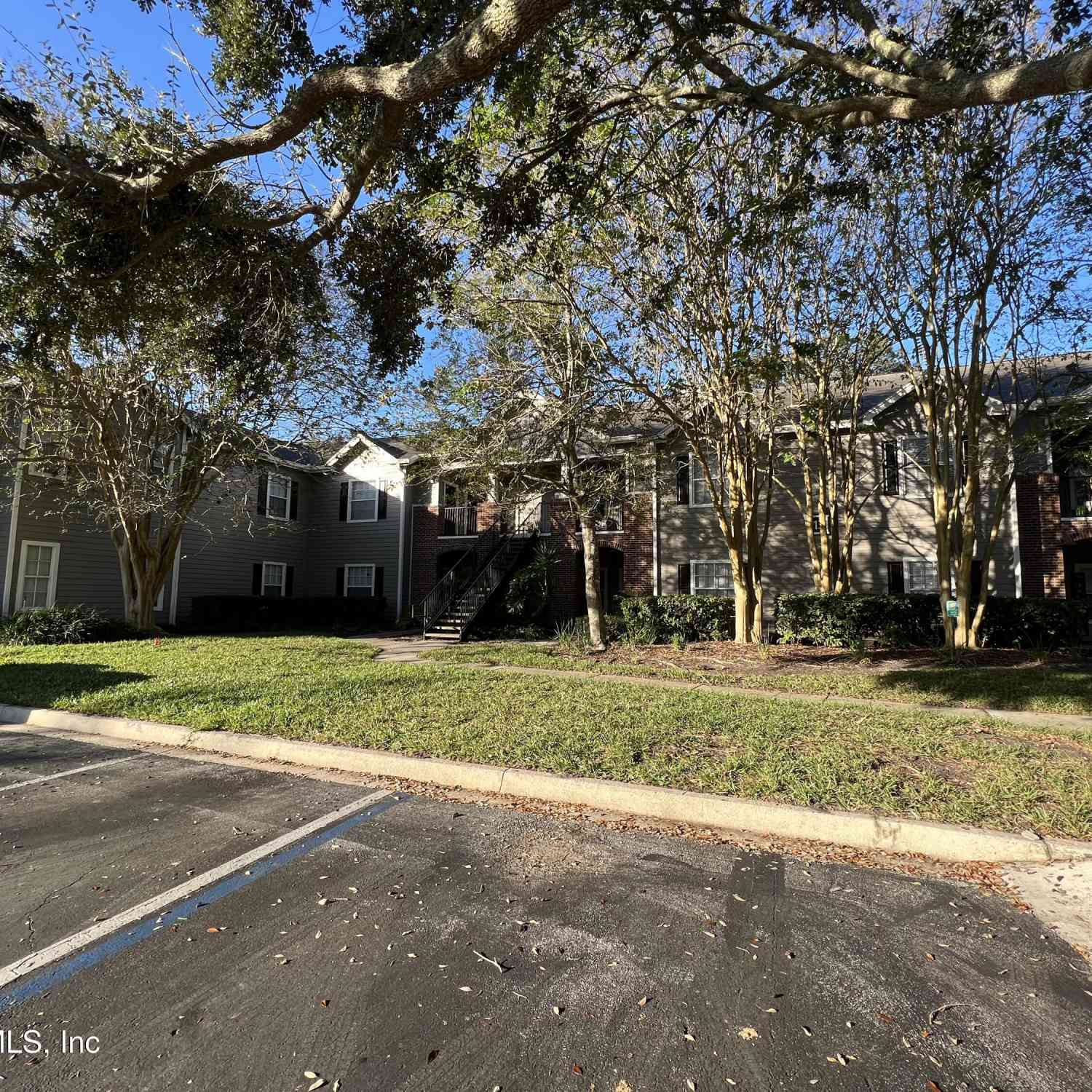 Condo For Rent - 10000 Gate Parkway #1323<br/> Duval County, Jacksonville, FL 32246