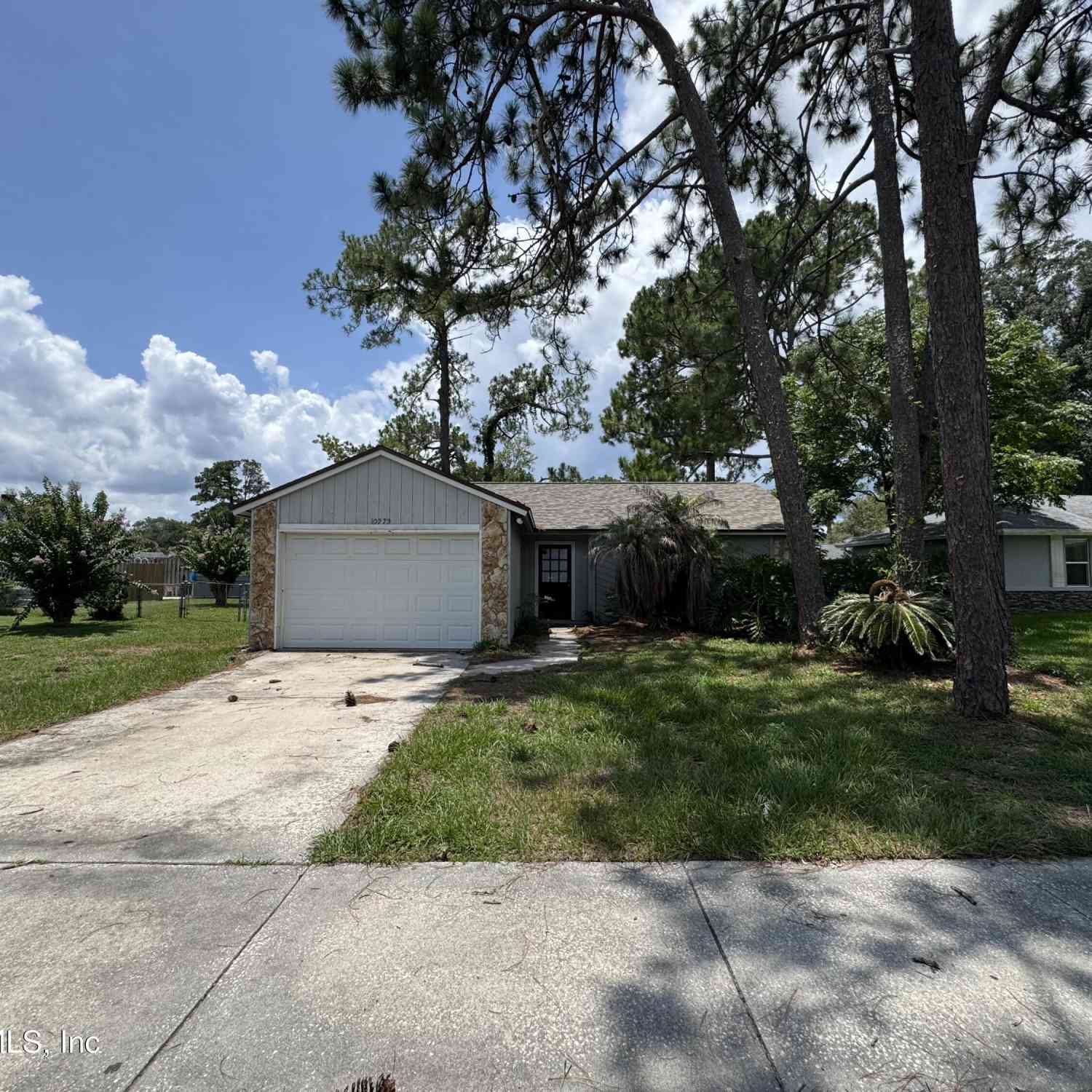 Homes For Rent - 10272 Arrowhead Drive<br/> Duval County, Jacksonville, FL 32257