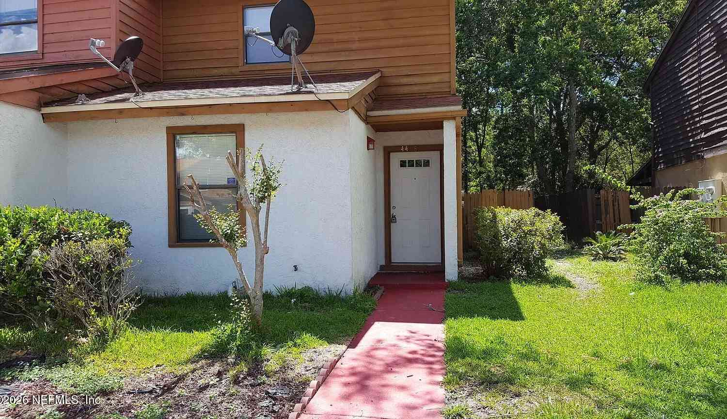 Townhouse For Sale - 4468 Melissa Court<br/> Duval County, Jacksonville, FL 32210