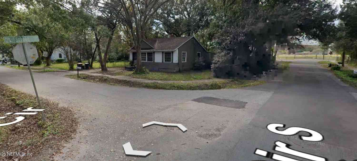 Homes For Sale - 3162 2nd St Circle<br/> Duval County, Jacksonville, FL 32254