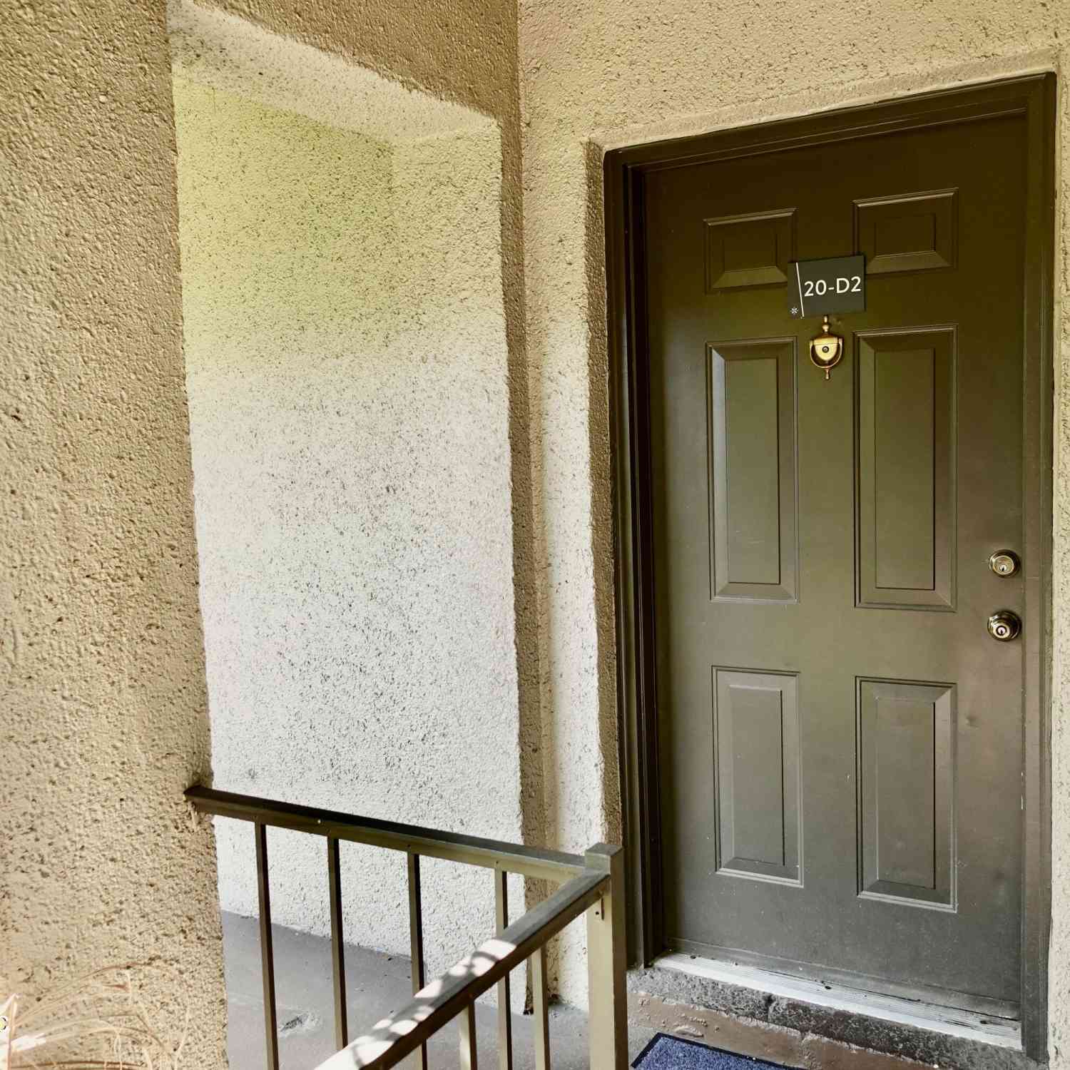 Condo For Sale - 355 Monument Road #20 D2<br/> Duval County, Jacksonville, FL 32225