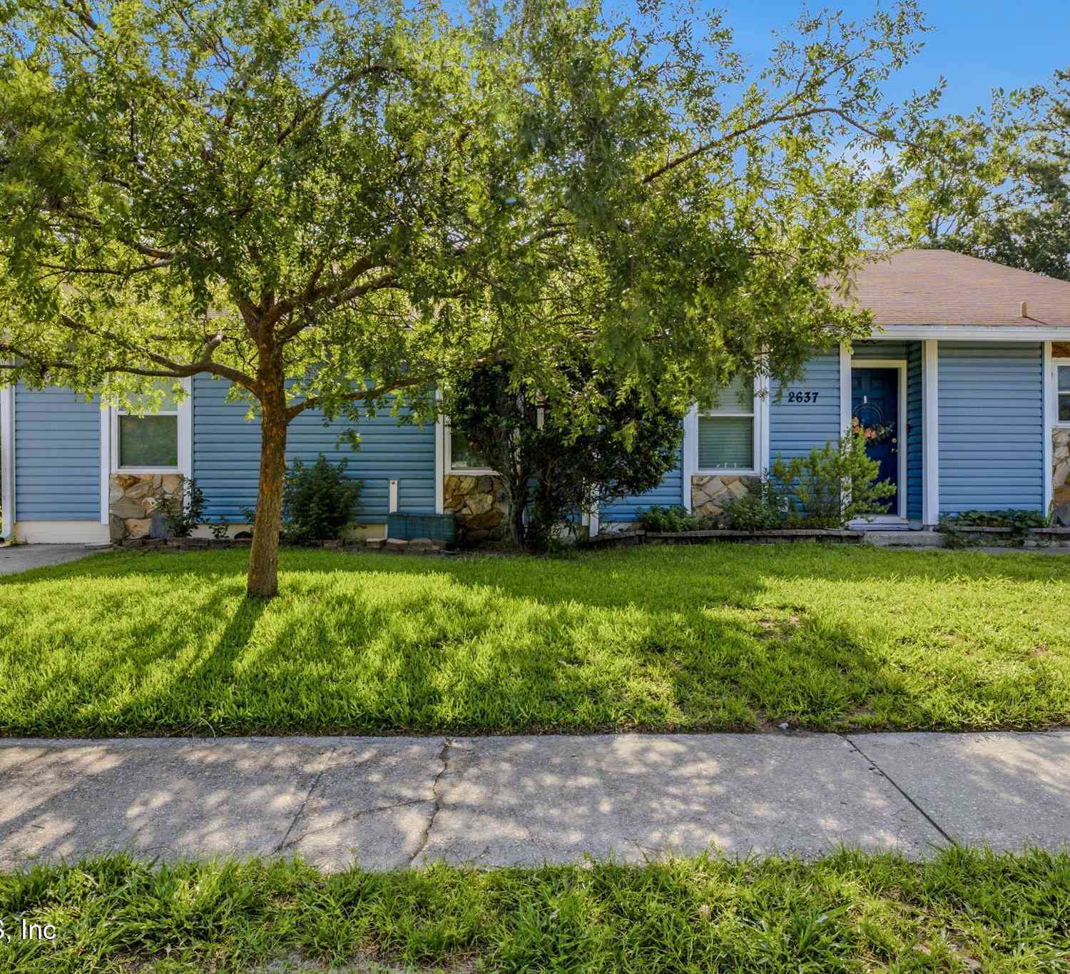 Townhouse For Sale - 2633 Hidden Village Drive<br/> Duval County, Jacksonville, FL 32216