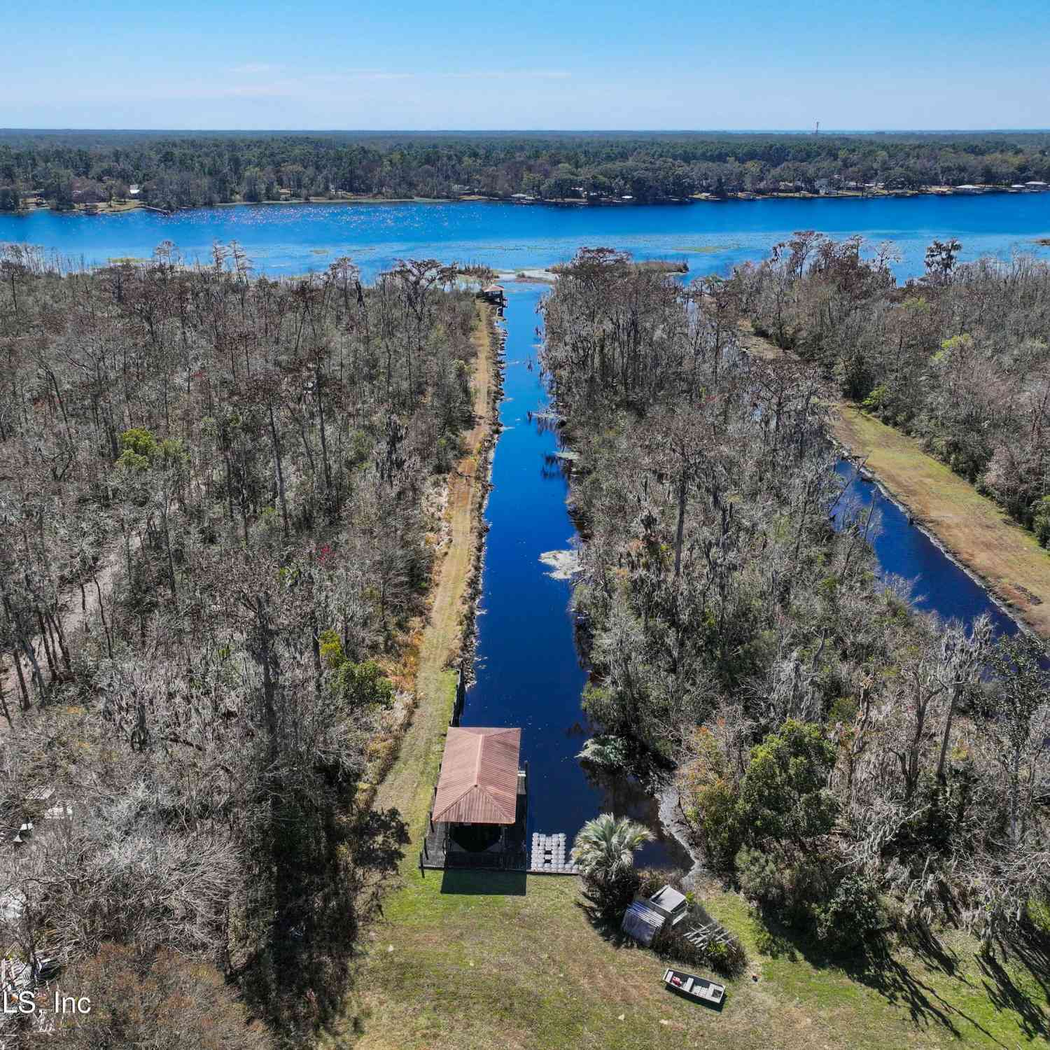 Homes For Sale - 4242 Hillwood Road<br/> Duval County, Jacksonville, FL 32223