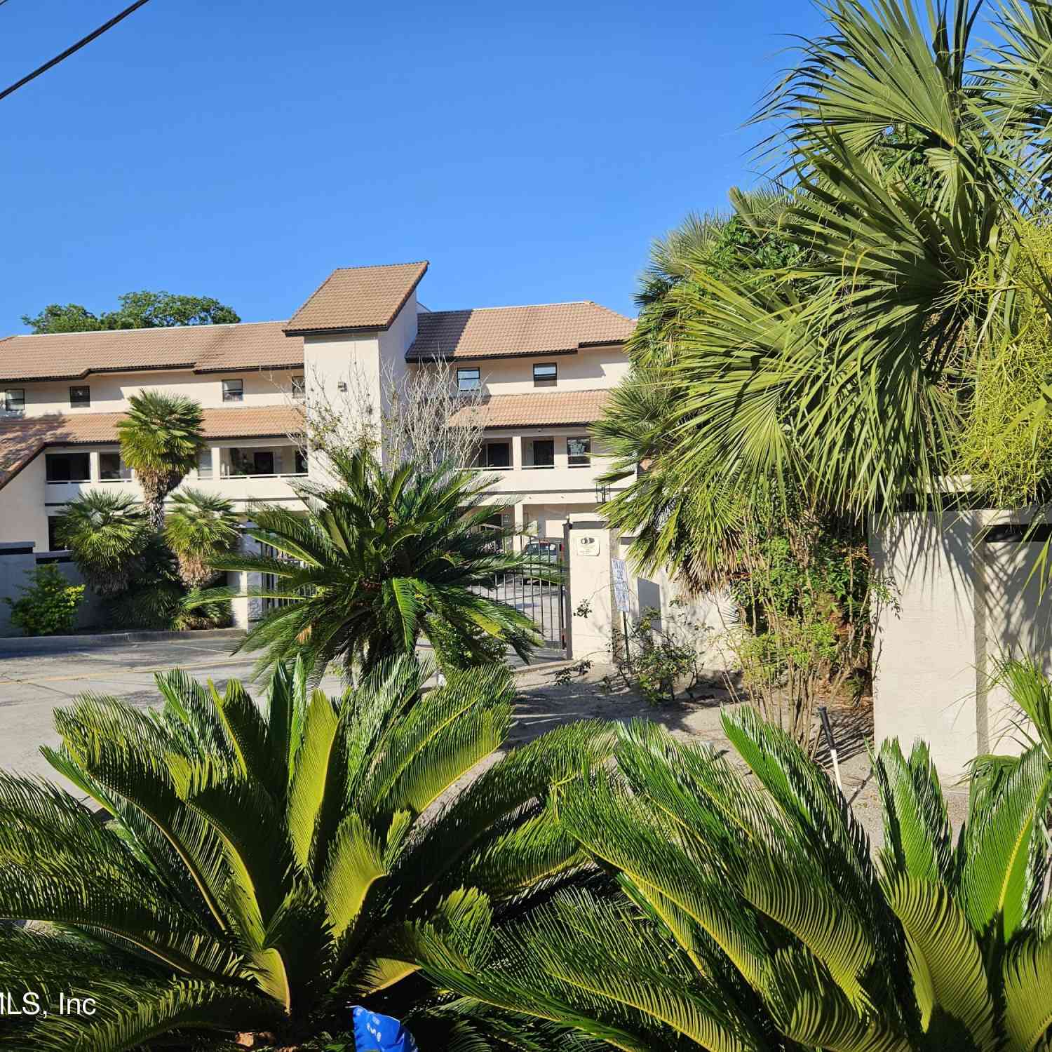 Condo For Sale - 1307 River Hills Circle #14<br/> Duval County, Jacksonville, FL 32211