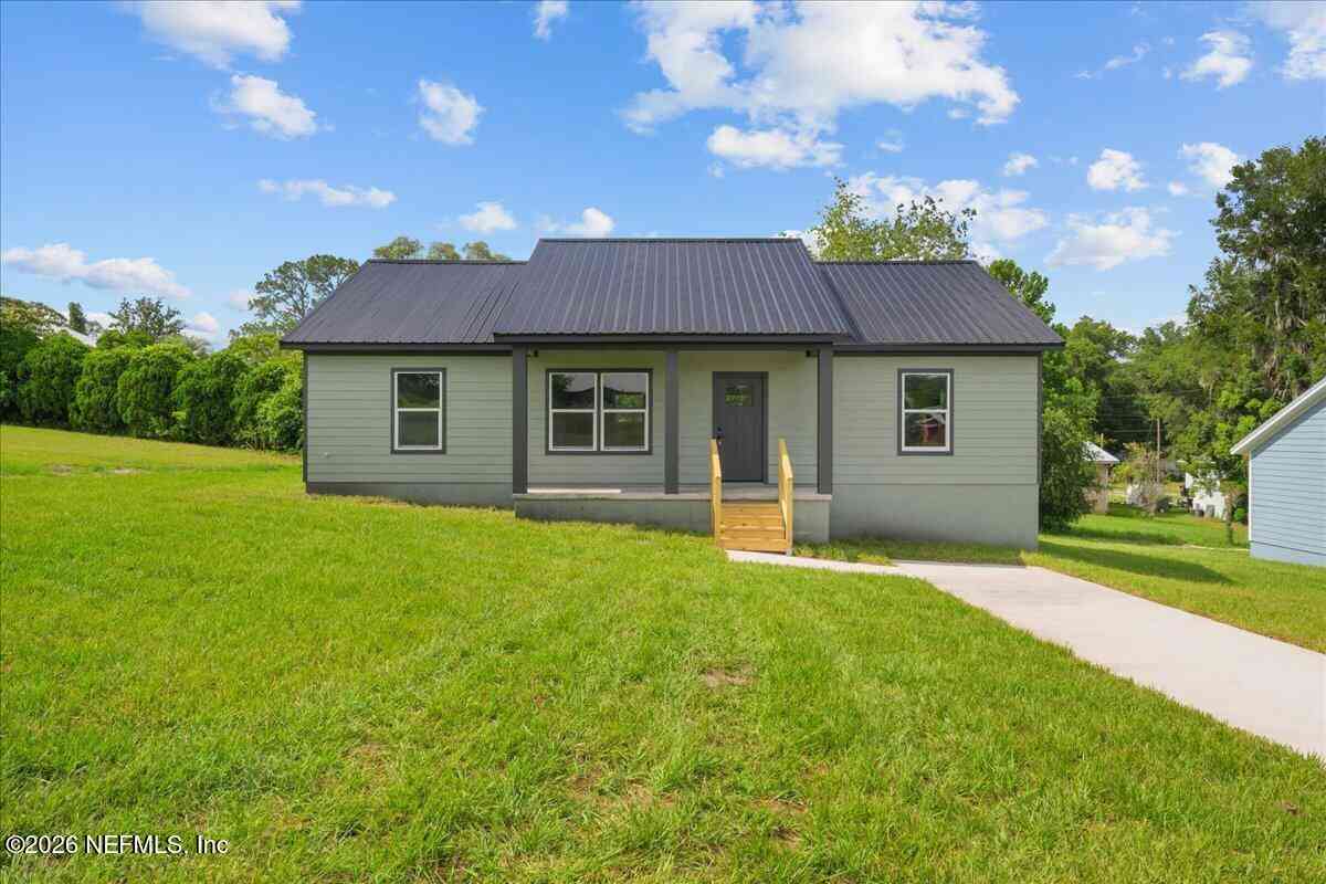 Homes For Sale - 6293 1st Avenue<br/> Keystone Heights, FL 32656