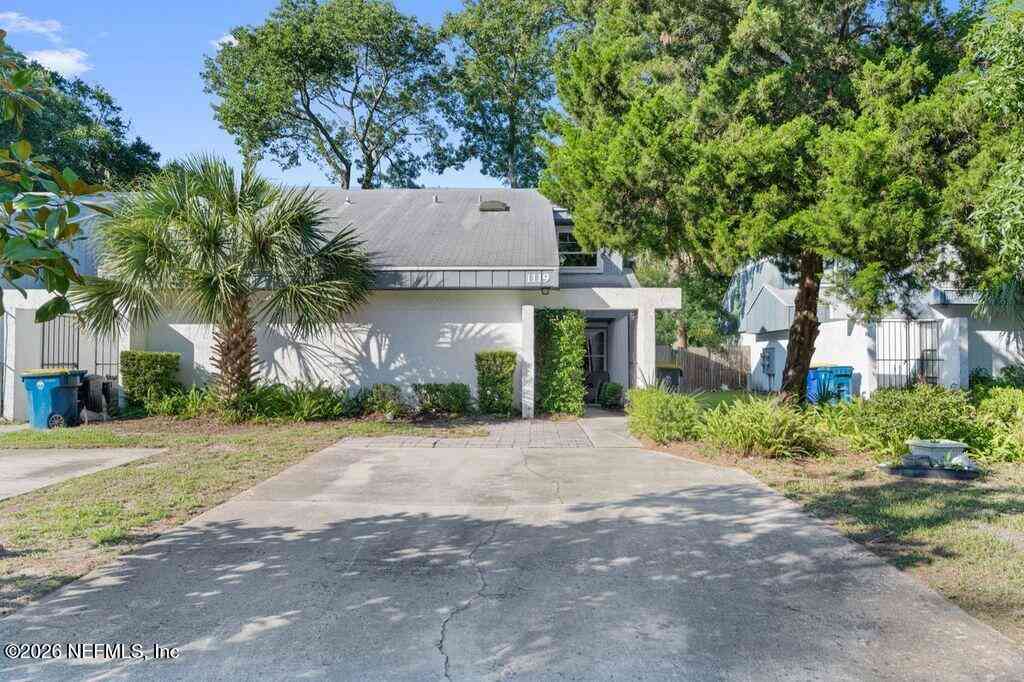 Townhouse For Sale - 1119 Mayport Landing Circle<br/> Jacksonville, FL 32233