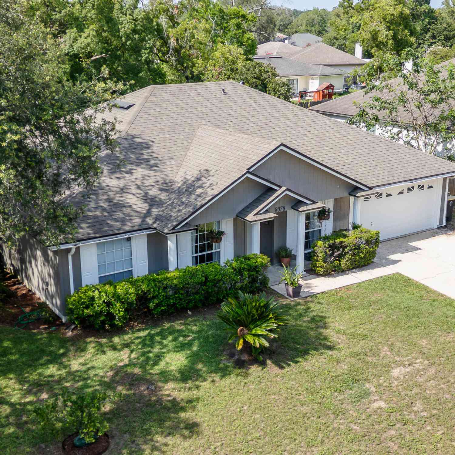 Homes For Sale - 8078 Macnaughton Drive<br/> Jacksonville, FL 32244