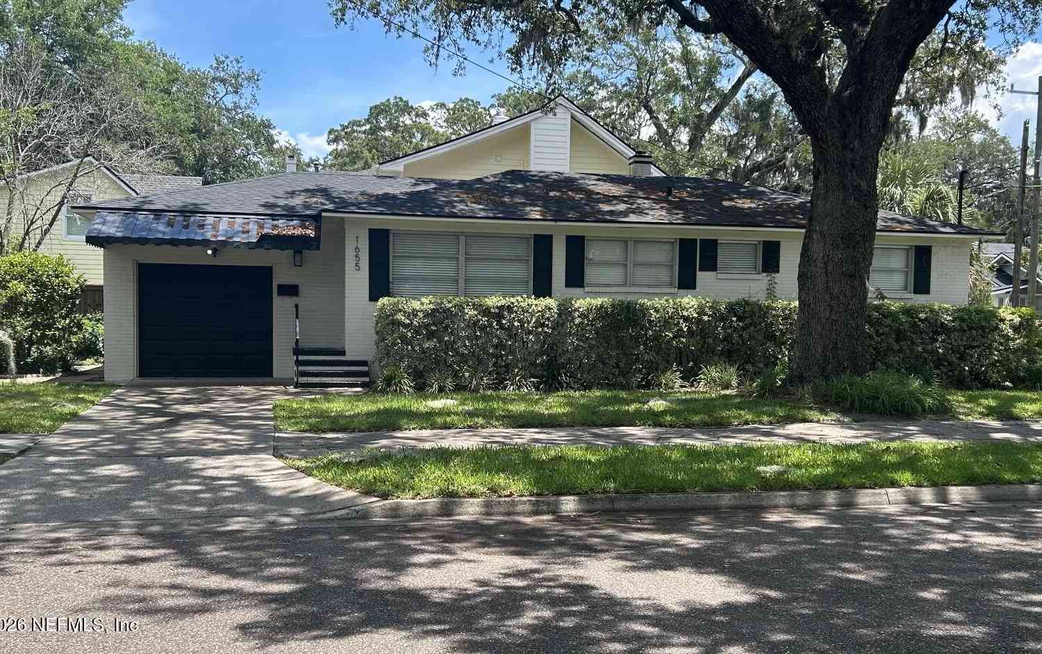 Homes For Sale - 1655 Challen Avenue<br/> Duval County, Jacksonville, FL 32205
