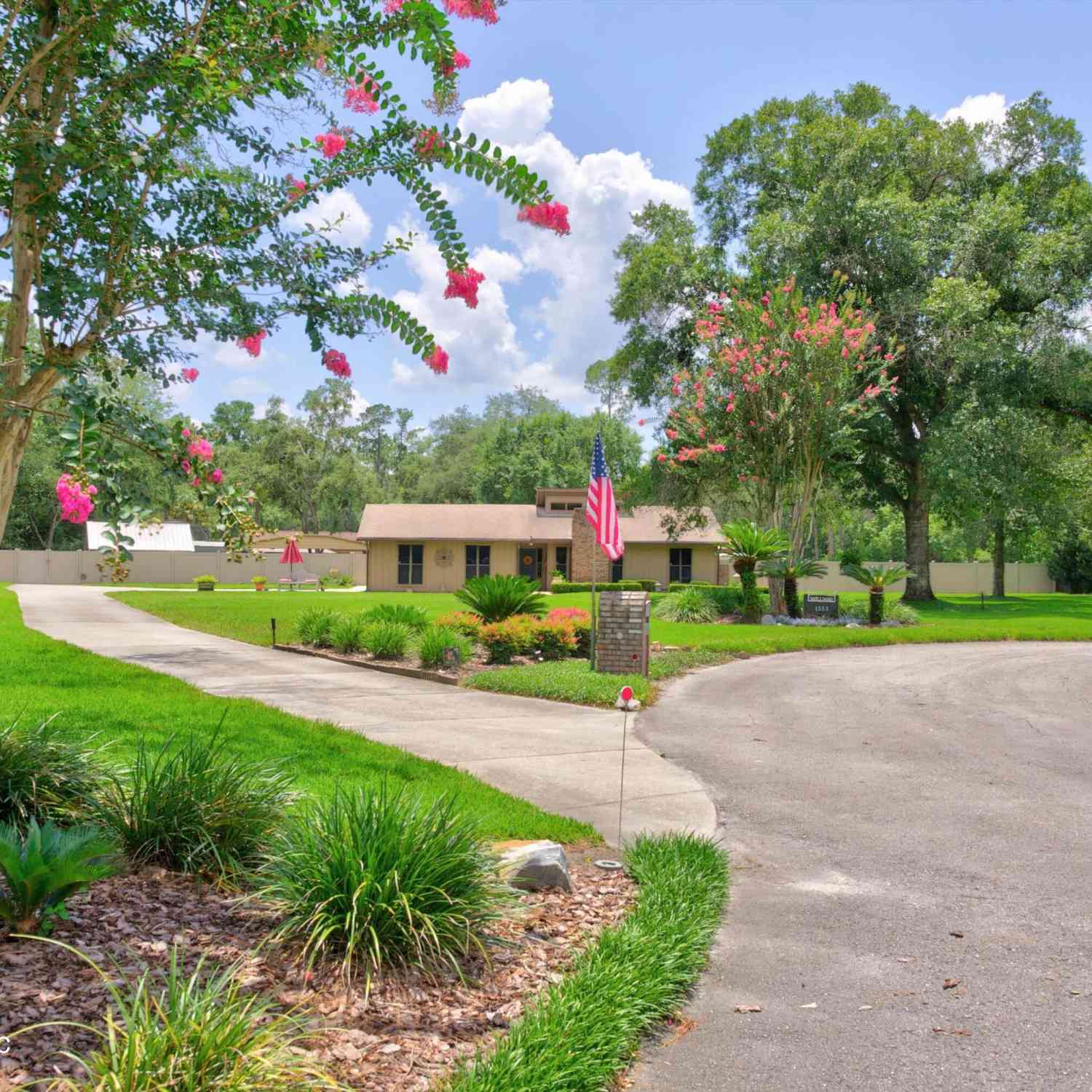 Homes For Sale - 1555 Surrey Glen Cove<br/> Middleburg, FL 32068