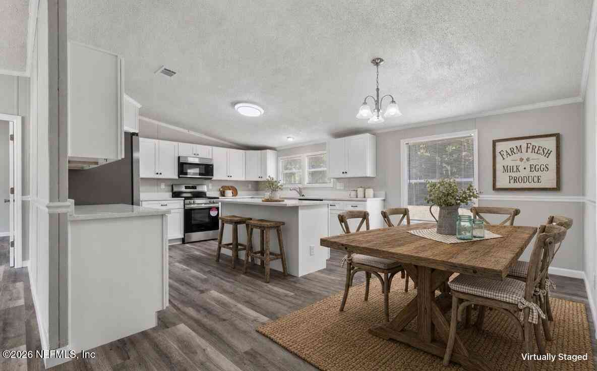 Mobile Home For Sale - 4975 Bent Twig Road<br/> Middleburg, FL 32068