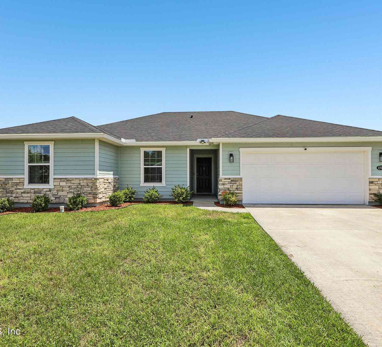 Homes For Sale - 4505 Prosperity Way<br/> Jacksonville, FL 32210