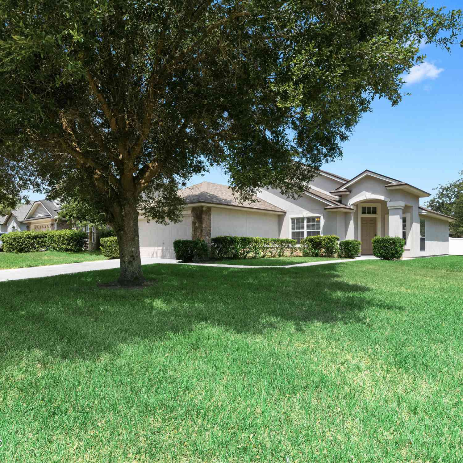 Homes For Sale - 3639 Live Oak Hollow Drive<br/> Clay County, Orange Park, FL 32065