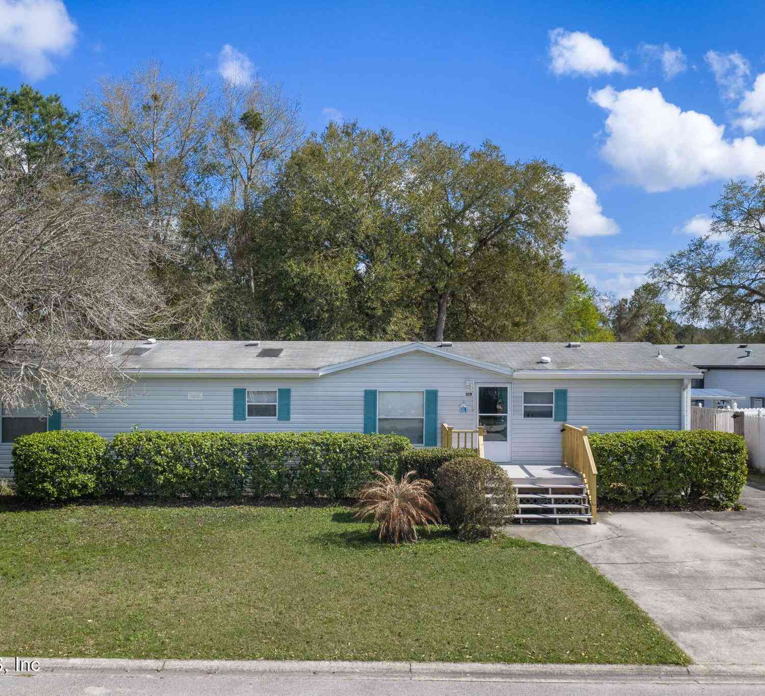 Mobile Home For Sale - 109 Bartram Oaks Boulevard<br/> Saint Augustine, FL 32092