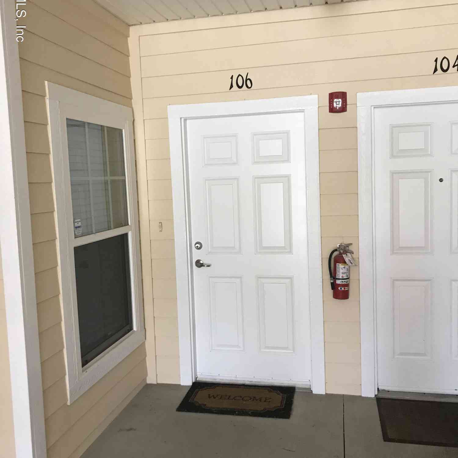 Condo For Rent - 8201 Green Parrot Road #106<br/> Jacksonville, FL 32256