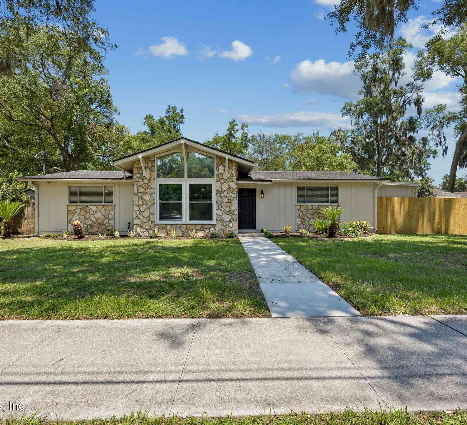 Homes For Sale - 1829 Plainfield Avenue<br/> Clay County, Orange Park, FL 32073