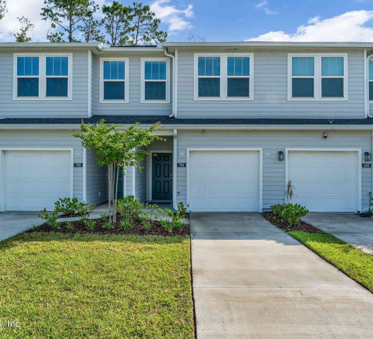 Townhouse For Sale - 704 Holly Lakes Drive<br/> Orange Park, FL 32073