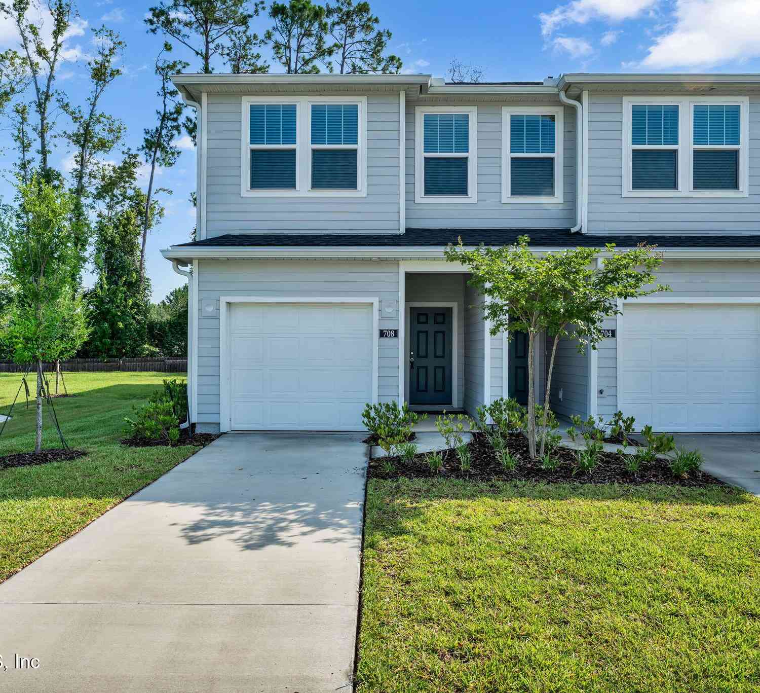 Townhouse For Sale - 708 Holly Lakes Drive<br/> Orange Park, FL 32073